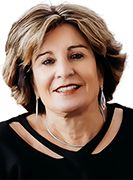 Nadine Simantov Agent Photo for Testimonial